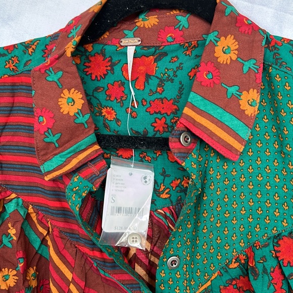 Free People Hazel Buttondown - Small - 🛍️ - Picture 3 of 5